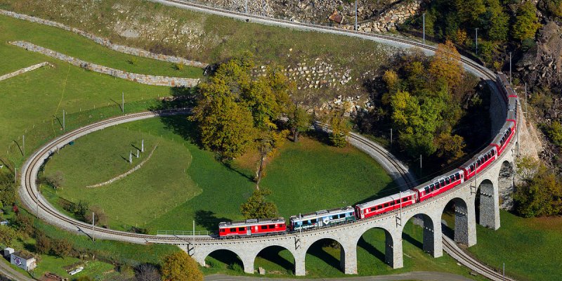Linia kolejowa Bernina 